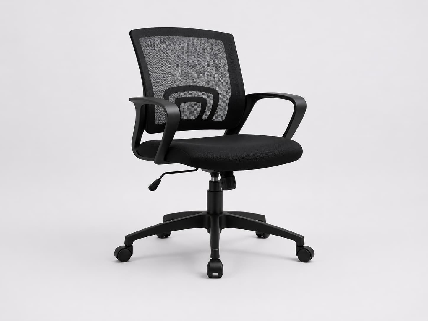 Foto de catalogo de una silla de oficina negra